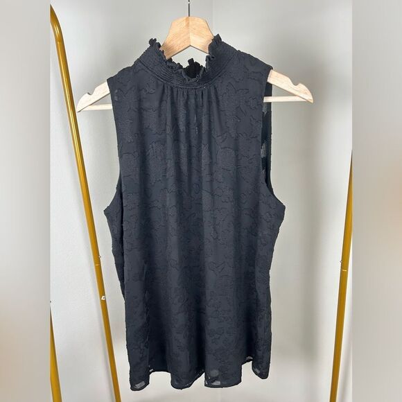 Loft dressy tank with floral detail black - Picture 1 of 4